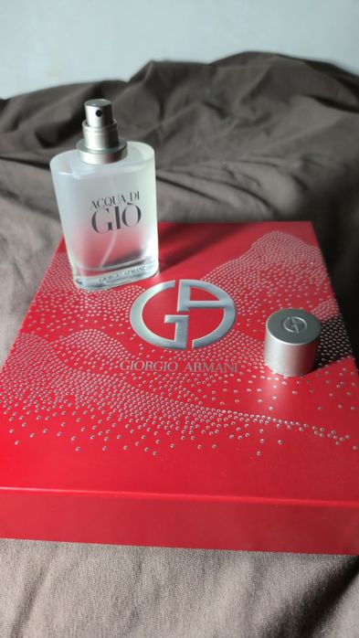 Продам acqua di gio