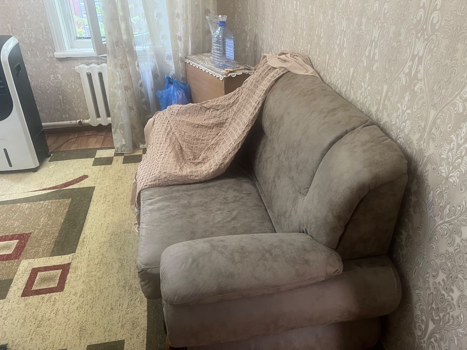 Продаем Диван+кресло