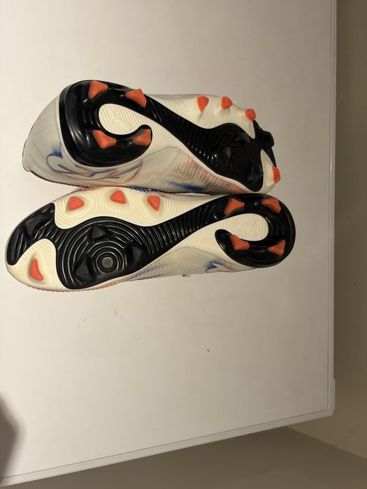 Бутонки 44 ти номер puma future