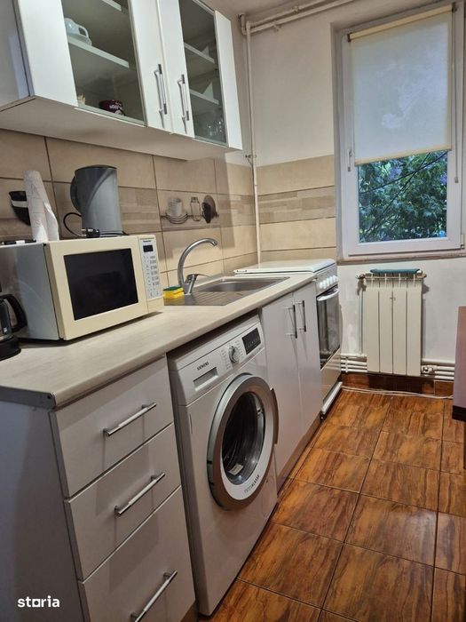 Inchiriez apartament 2 camere -Căminul de Garnizoană județul Buzău
