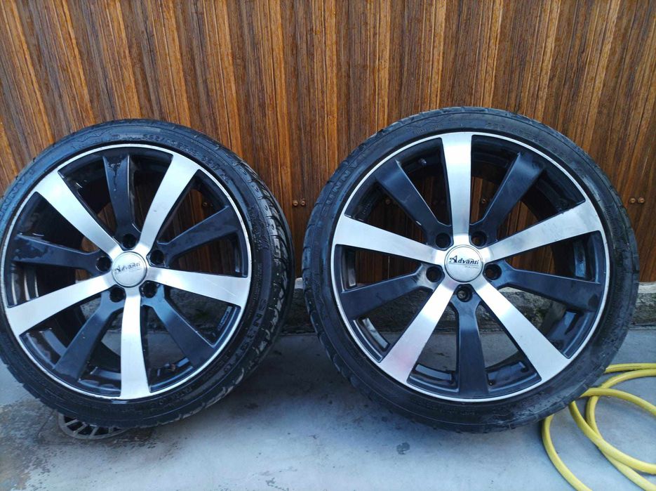 Vând 4 jante cu anvelope 225/40 R18