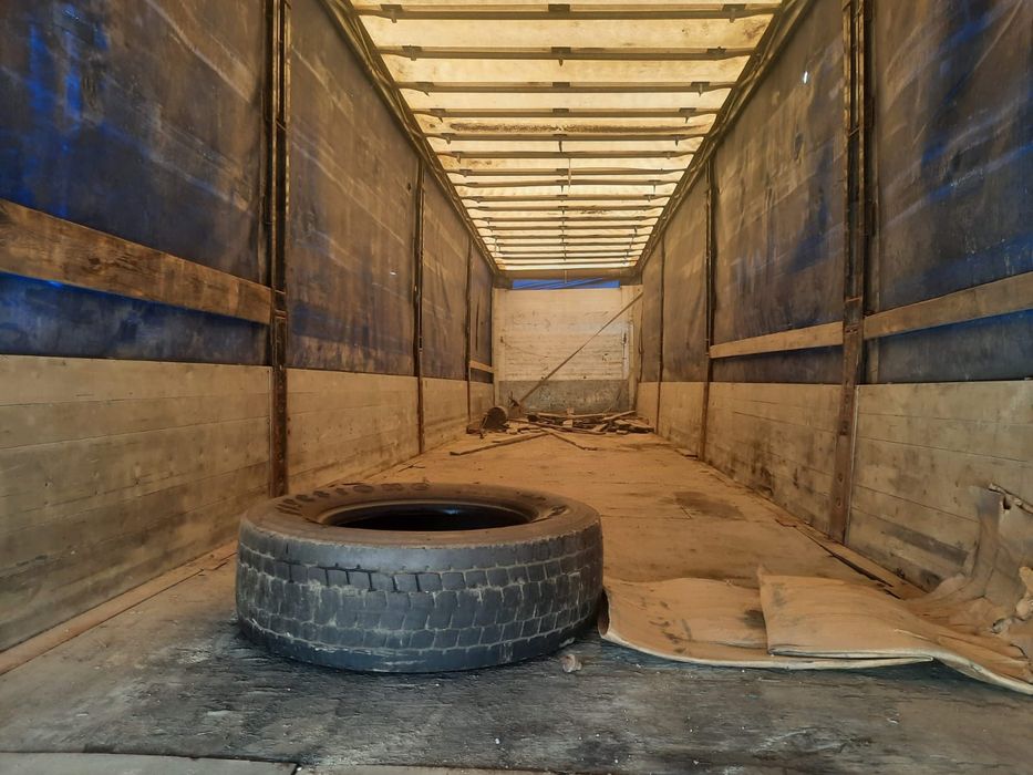 Продам тент.каркас  от полуприцеп schmitz