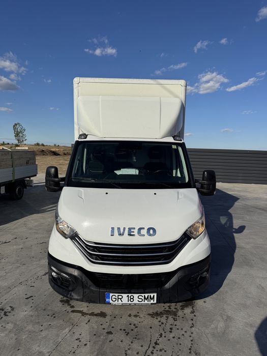 Vand/schimb Iveco Daily 3.5T 2022/220.000km/ cub cu lift 19.900€ neg.