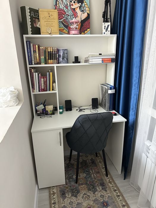 Продам письменный стол