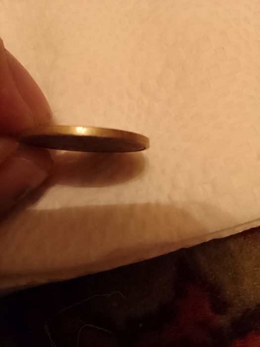 Монета редкая брак 10 тенге