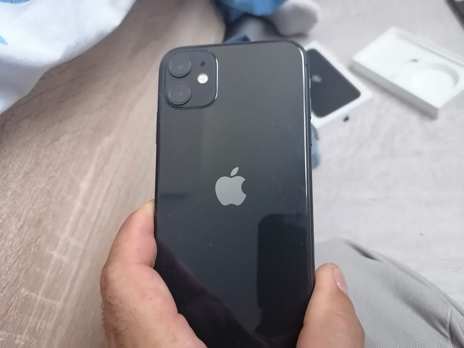 IPhone  11 negru