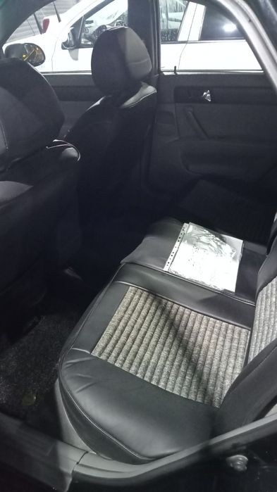 Машина Chevrolet Gentra продаётся