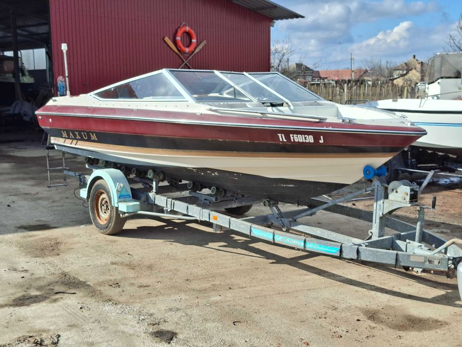 лодка Maxum 1800XR Bowrider