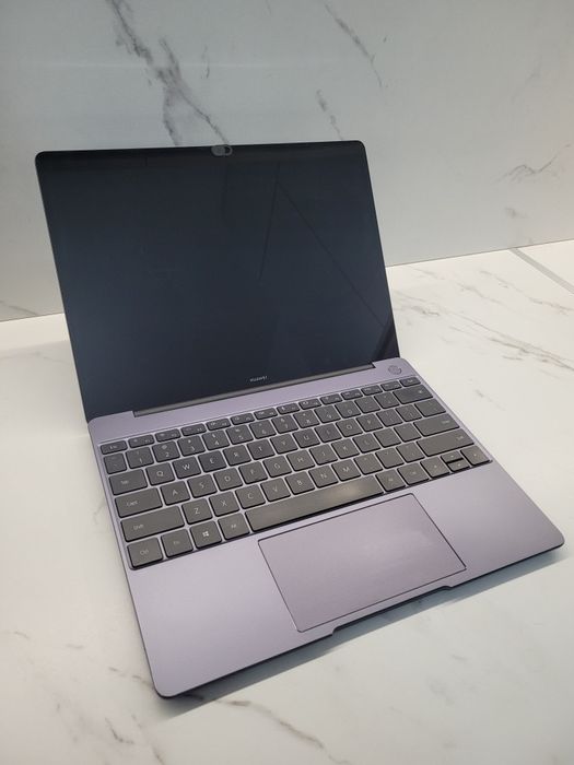 Laptop ultraportabil Huawei MateBook 13