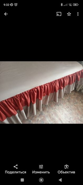 Двуспальная простыня на резинке с воланом (подзором, оборкой) 120 x 20