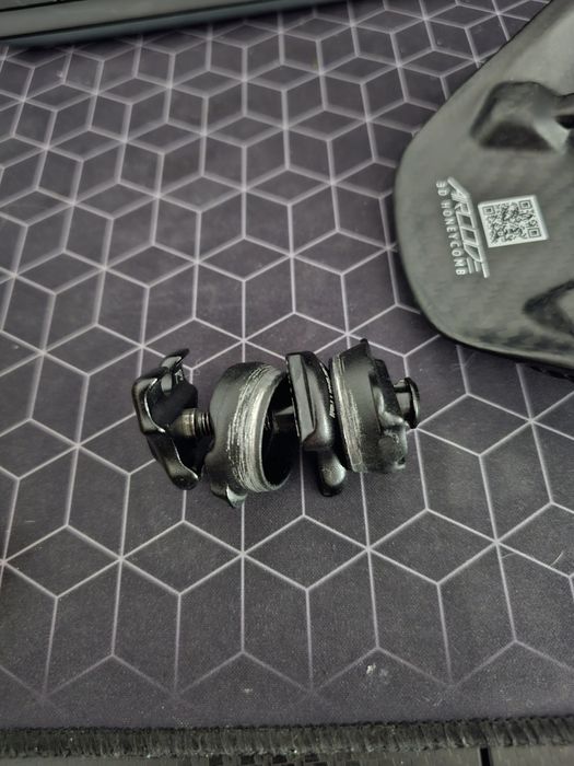Șa Ryet 3D Carbon printed saddle