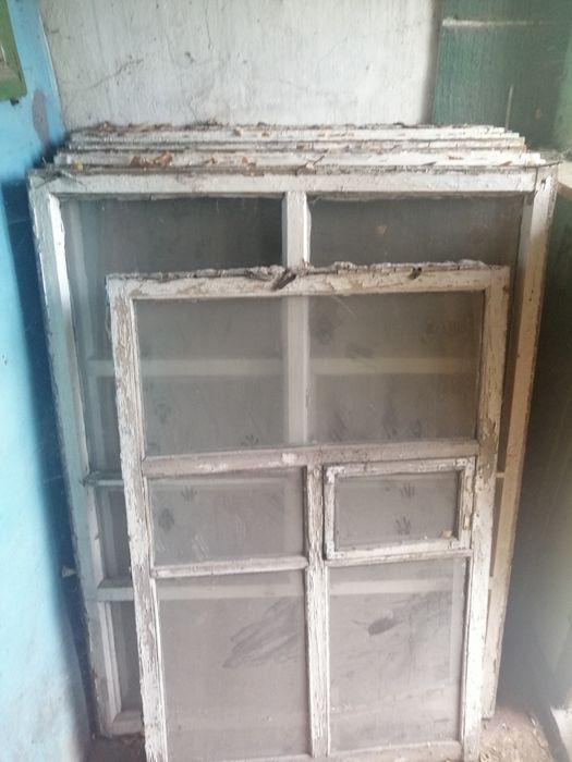 Продам оконные деревянные рамы