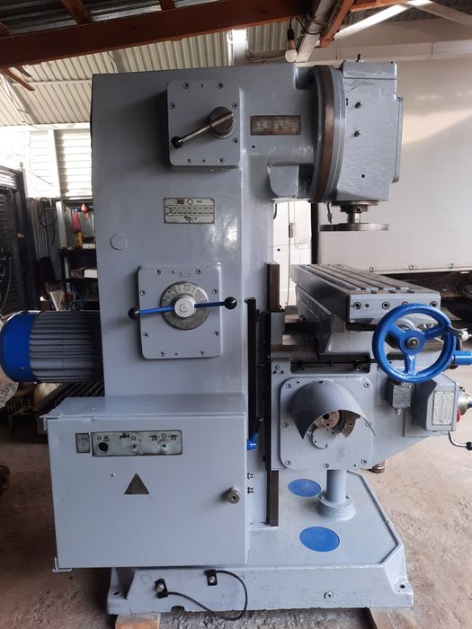 Фрезерный станок 6р11