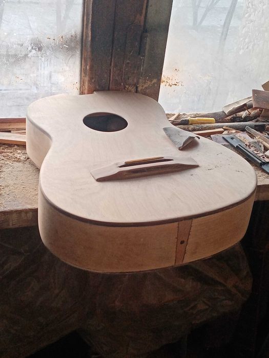 Замена струн на гитаре