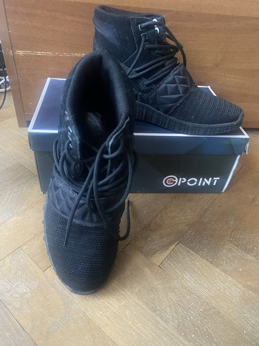 Обувки supra ,номер 35 като нови.