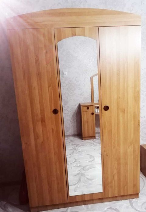 Спальный гарнитур