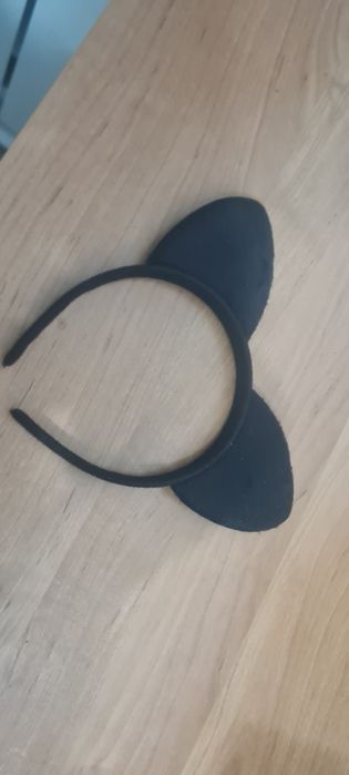 Кошачьи ушки черного цвета