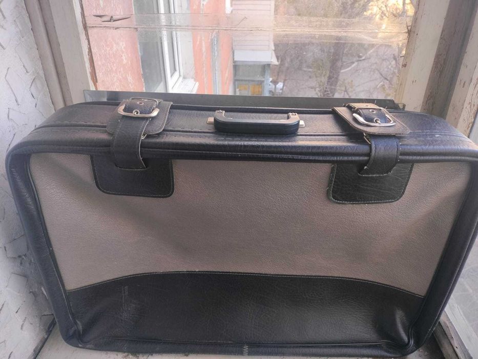 продаю чемодан и дипломат СССР
