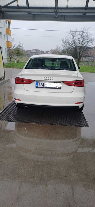 Audi A3 Sedan/1.6 TDI/ 110 CP/cutie manuală 6+1/ an 2015/ înmatriculat/ euro 6