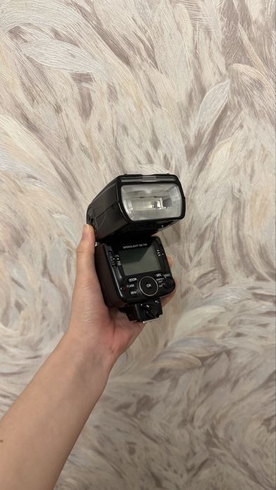 Вспышки canon nikon