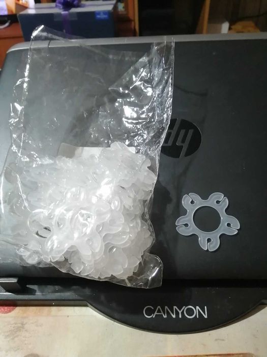 Изкуствени цветя 2бр.