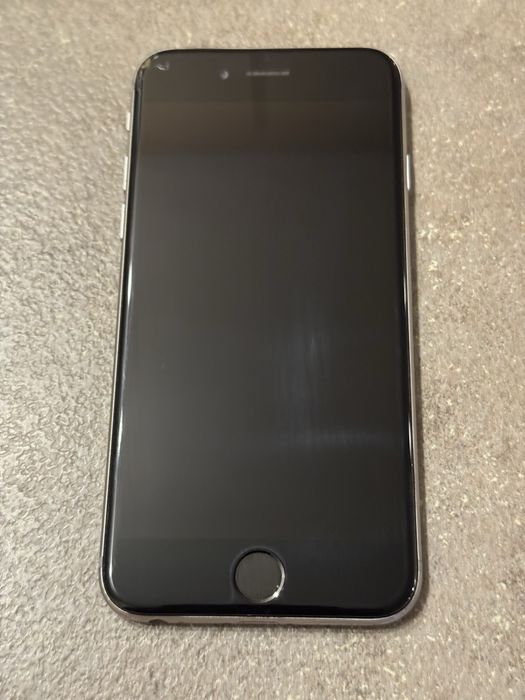 iPhone 6 (128GB памет)