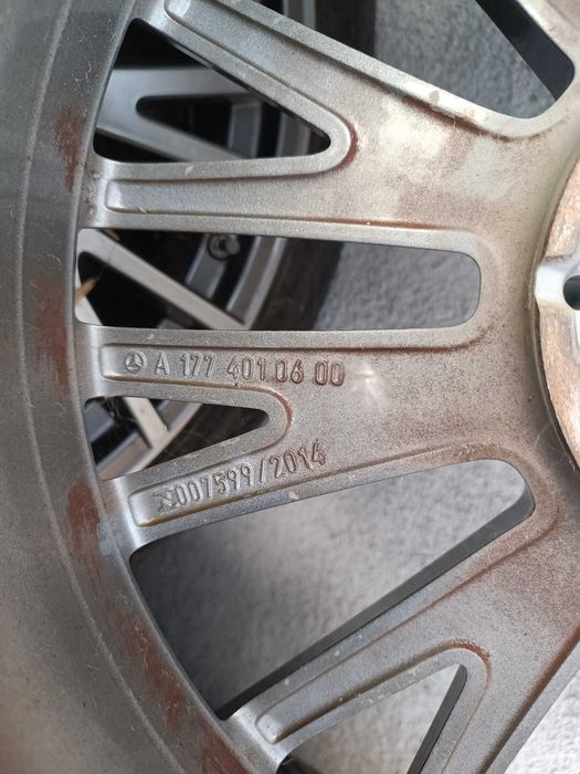 Jante Roti Mercedes A Cauciucuri Iarna 225 45 18 5x112