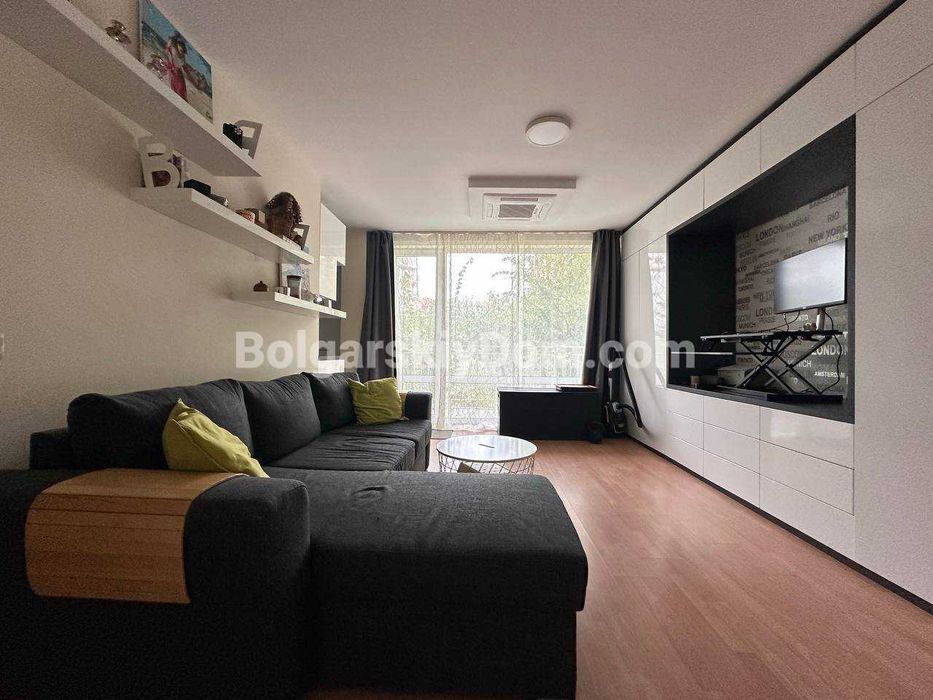 Продава се Двустаен апартамент в Свети Влас - 70 кв.м за 693 €/кв.м - Снимка #3