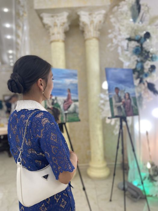 Продам платья одетые пару раз