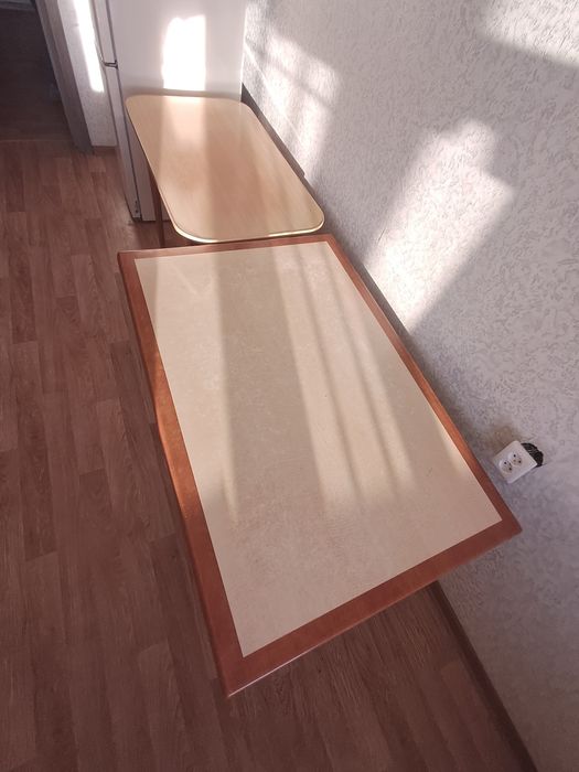 Продам  стол каждый 10000