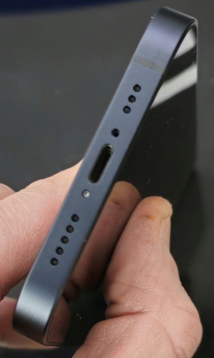 Ocazie! Nou! Nefolosit! 0 ore de functionare , 100% viata bateriei ! iphone 12 neverlocked