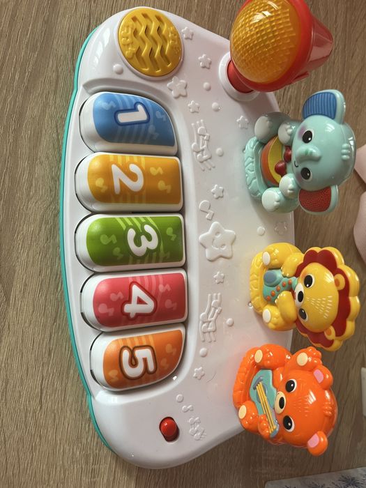 Музикална играчка за бебе