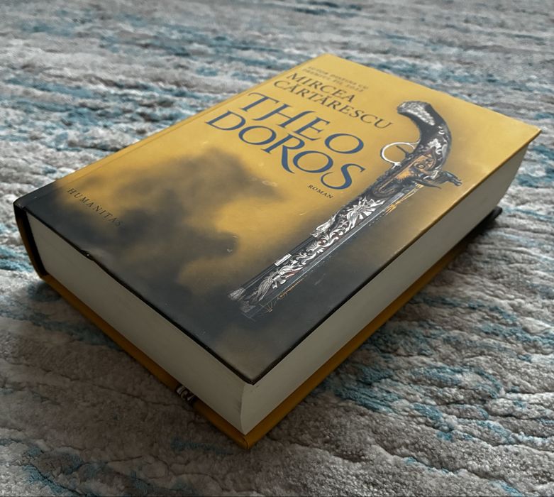 THEODOROS roman Mircea Cartarescu