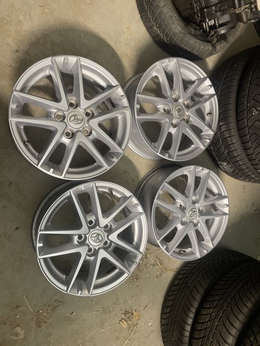 4бр.оригинални джанти Toyota 16”  5х114,3 Ц.О..60,1мм