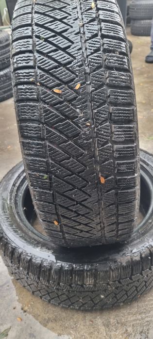 Vând anvelope r14 r16 r17 r18 r19