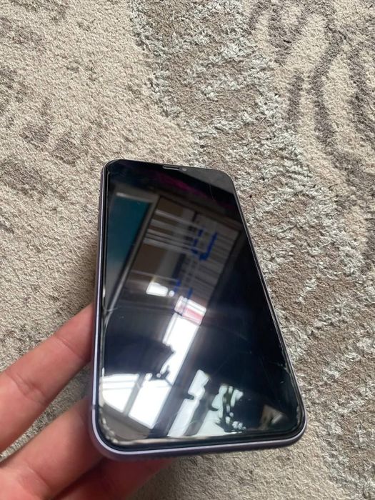 Iphone 11 128гб.