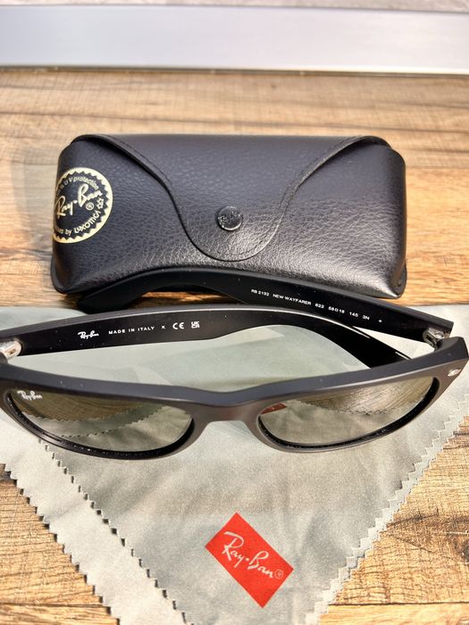Ray Ban 2132 New Wayfarer