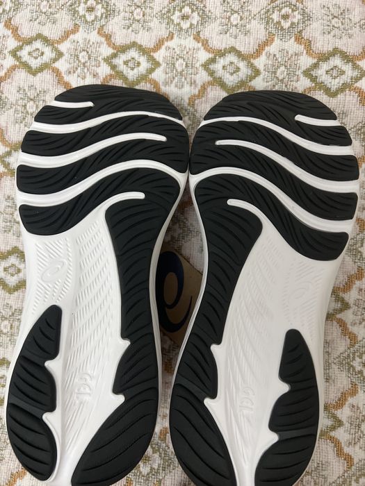 Pantofi Asics AmpliFoam+