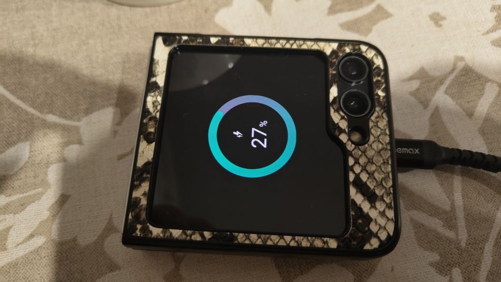 Samsung galaxy z flip 5