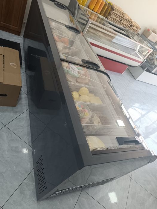 Морозильник витриный