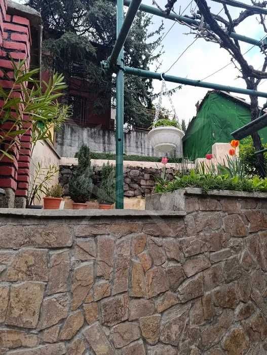 Продава се Къща в Пловдив, Младежки Хълм - 220 кв.м за 371 €/кв.м - Снимка #2