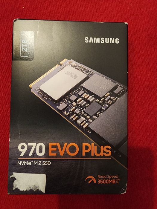 Vând  SSD Samsung 970 EVO PLUS