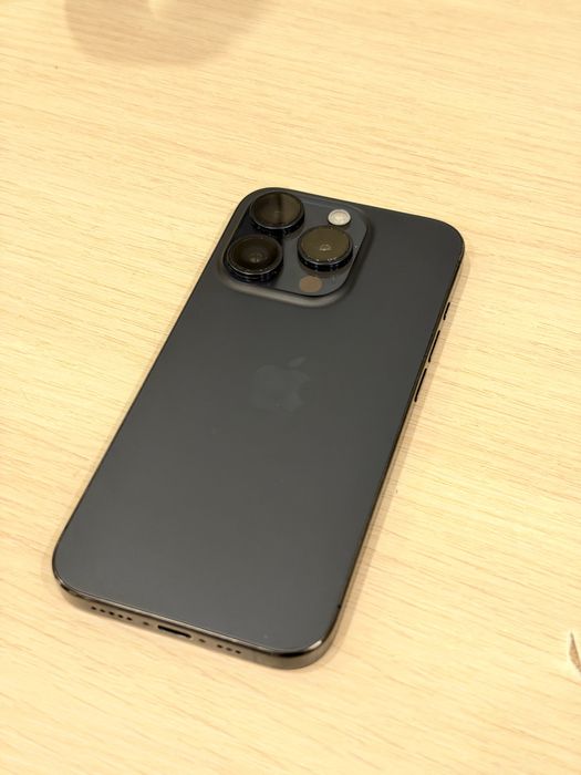 iPhone 15 Pro 128 GB Blue Titanium