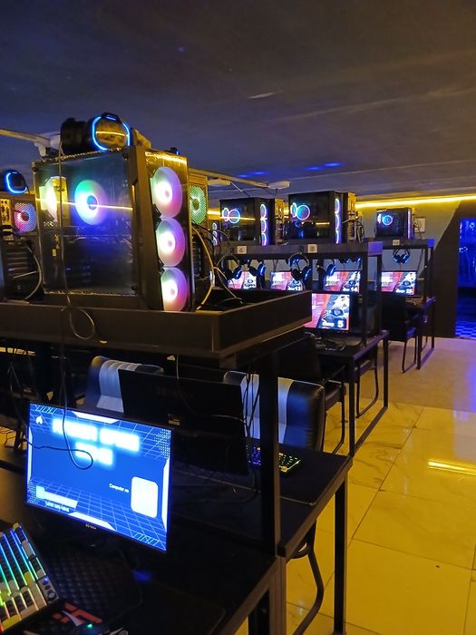 Tayyor Gameclub uchun 50ta kompyuter