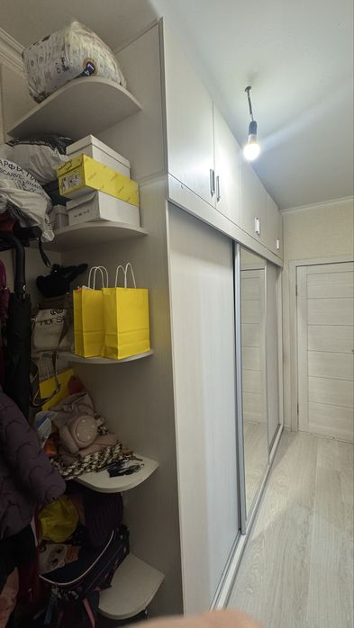 Шкаф купе в хорошем состоянии