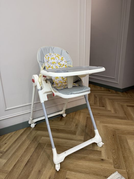 Стульчик для кормления / Детский стульчик