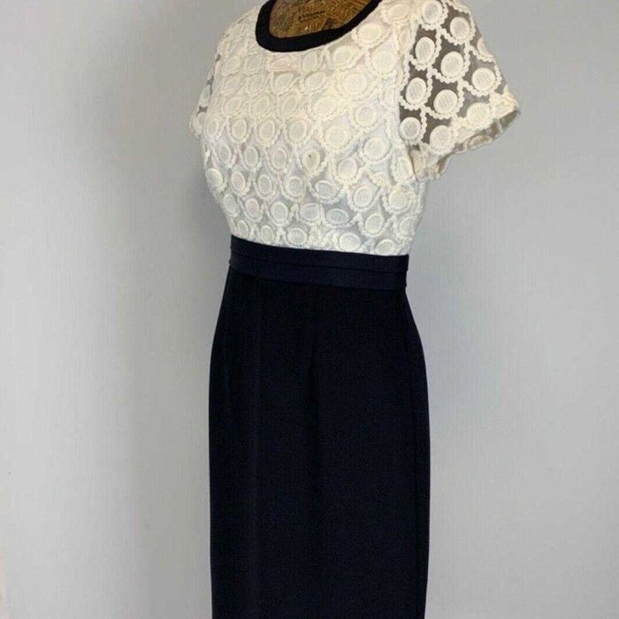 Платье-футляр Monsoon из Великобритании, чёрно-белое с вышивкой