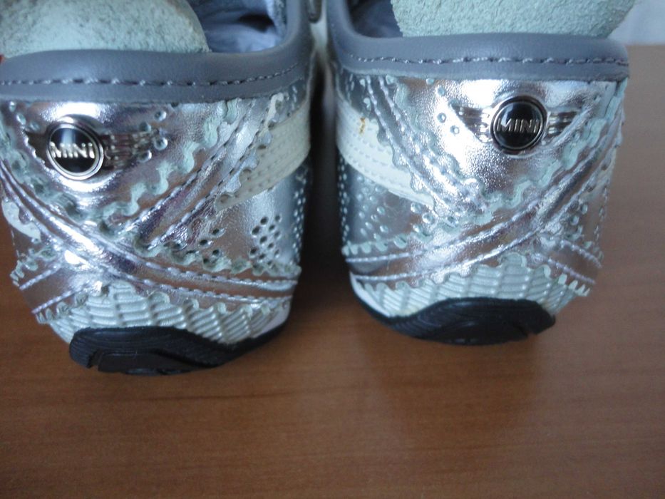 N37 Asics X Mini Cooper/нови/оригинални дамски маратонки