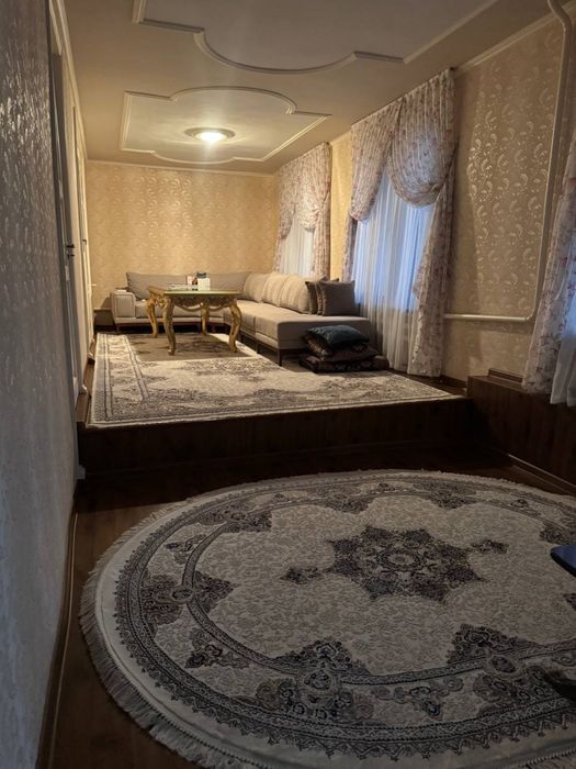 Уй сотилади узимни уйим