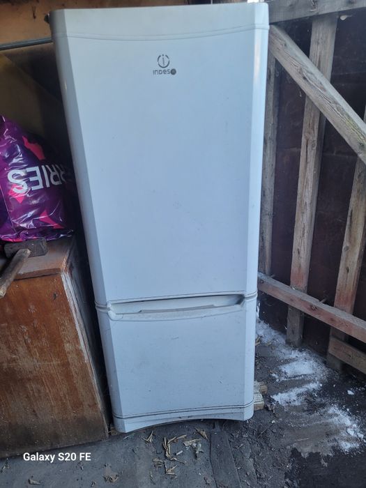Холодильник индезит